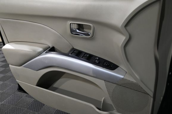 Peugeot 4007, 2.4 л, Вариатор, 2008 фото 1