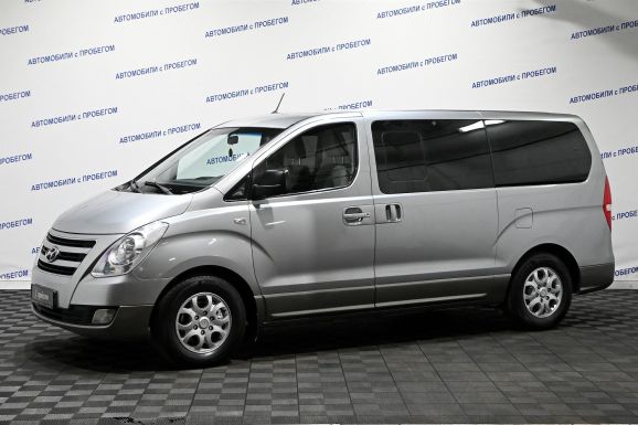 Hyundai H-1, 2.5 л, АТ, 2012 фото 3