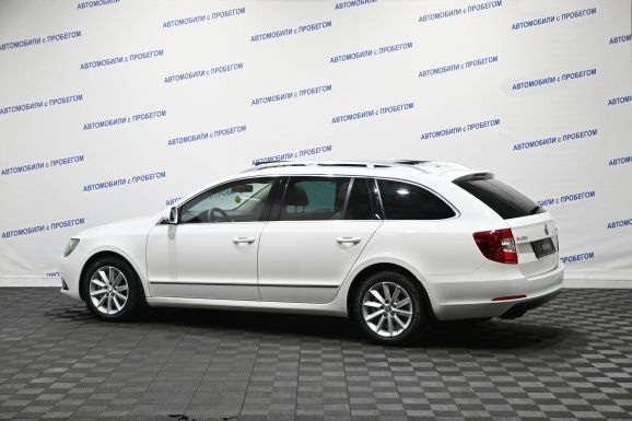 Skoda Superb, 2.0 л, Робот, 2013 фото 6