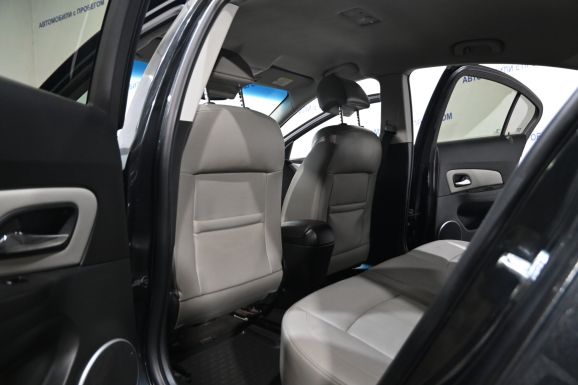 Chevrolet Cruze, 1.8 л, МТ, 2012 фото 8