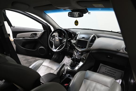 Chevrolet Cruze, 1.8 л, МТ, 2012 фото 9