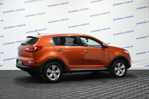 Kia Sportage, 2.0 л, АТ, 2010 фото 4