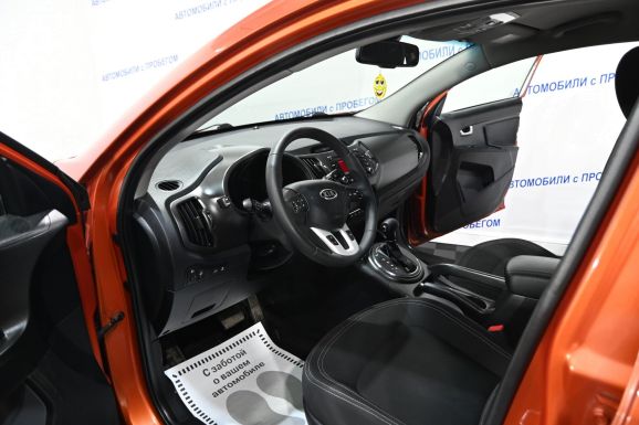 Kia Sportage, 2.0 л, АТ, 2010 фото 7