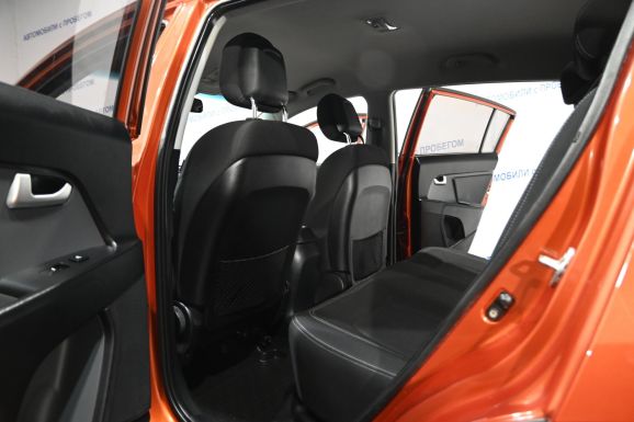 Kia Sportage, 2.0 л, АТ, 2010 фото 8