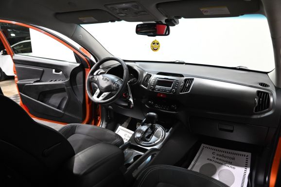 Kia Sportage, 2.0 л, АТ, 2010 фото 11