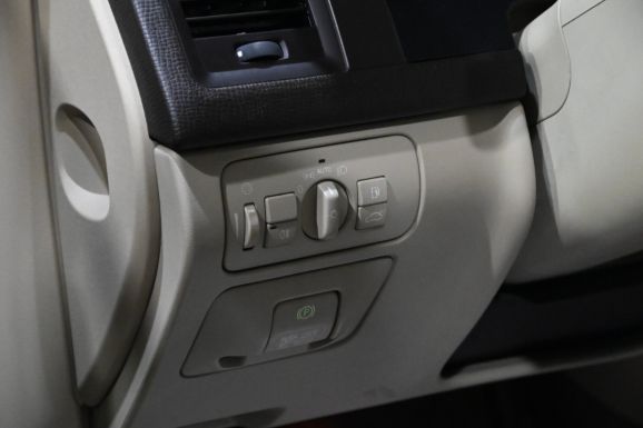 Volvo XC60, 2.4 л, АТ, 2012 фото 13