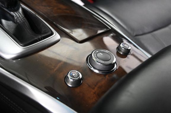 Infiniti JX, 3.5 л, Вариатор, 2013 фото 1