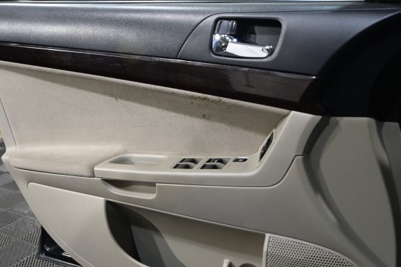 Mitsubishi Lancer, 2.0 л, Вариатор, 2010 фото 9