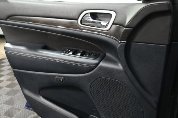 Jeep Grand Cherokee, 3.0 л, АТ, 2013 фото 2