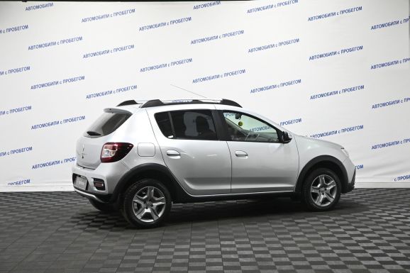 Renault Sandero, 1.6 л, МТ, 2020 фото 4