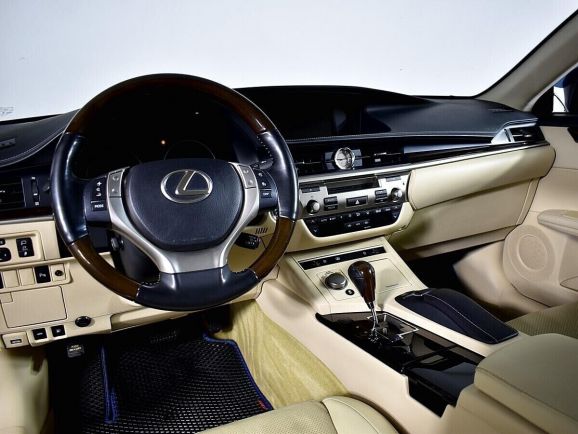 Lexus ES, 2.5 л, АТ, 2013 фото 6