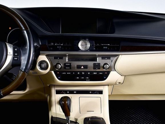 Lexus ES, 2.5 л, АТ, 2013 фото 7