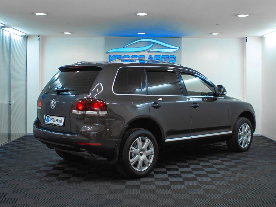 Volkswagen Touareg V6 3.0TDI, 3.0 л, АТ, 2008 фото 4