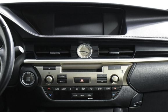 Lexus ES, 2.5 л, АТ, 2017 фото 2