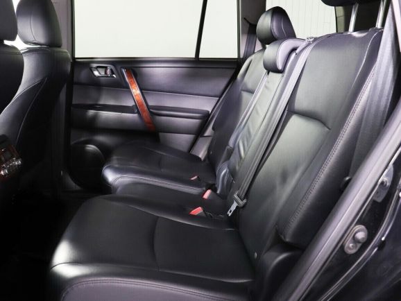 Toyota Highlander, 3.5 л, АТ, 2013 фото 1