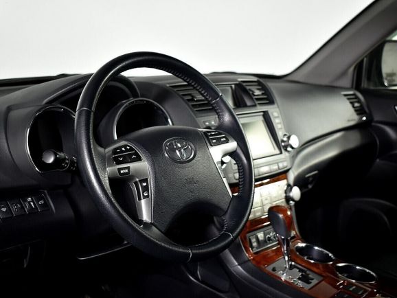 Toyota Highlander, 3.5 л, АТ, 2013 фото 8