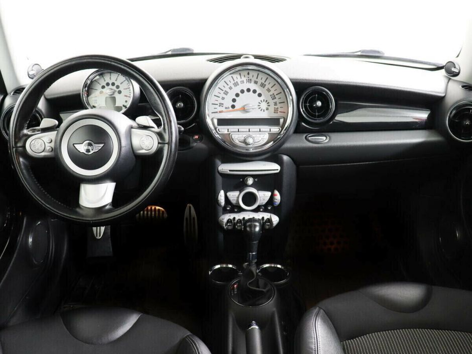 MINI Hatch, 1.6 л, АТ, 2010 фото 12