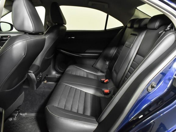 Lexus IS, 2.5 л, АТ, 2014 фото 1