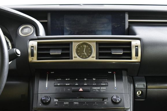 Lexus IS, 2.5 л, АТ, 2015 фото 2