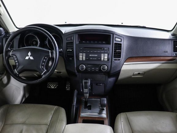 Mitsubishi Pajero, 2.5 л, АТ, 2008 фото 8