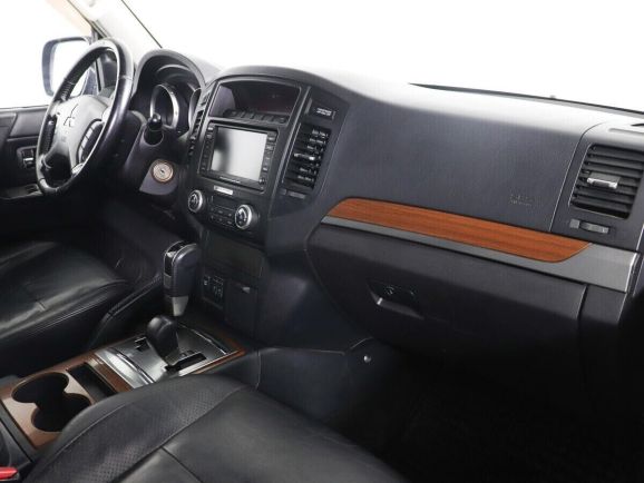 Mitsubishi Pajero, 2.5 л, АТ, 2009 фото 2