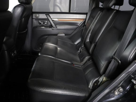 Mitsubishi Pajero, 2.5 л, АТ, 2009 фото 1