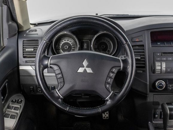 Mitsubishi Pajero, 3.0 л, АТ, 2013 фото 8