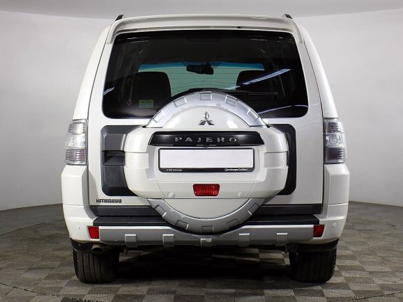 Mitsubishi Pajero, 3.0 л, АТ, 2013 фото 6