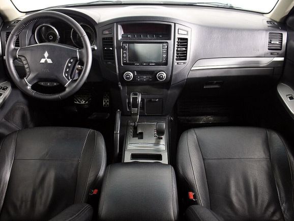 Mitsubishi Pajero, 3.0 л, АТ, 2013 фото 9