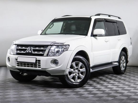 Mitsubishi Pajero, 3.0 л, АТ, 2013 фото 3