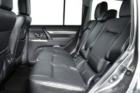 Mitsubishi Pajero, 3.0 л, АТ, 2013 фото 1