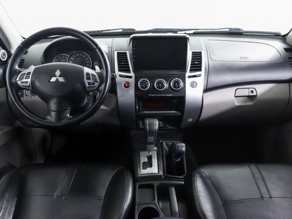 Mitsubishi Pajero Sport, 2.5 л, АТ, 2013 фото 7