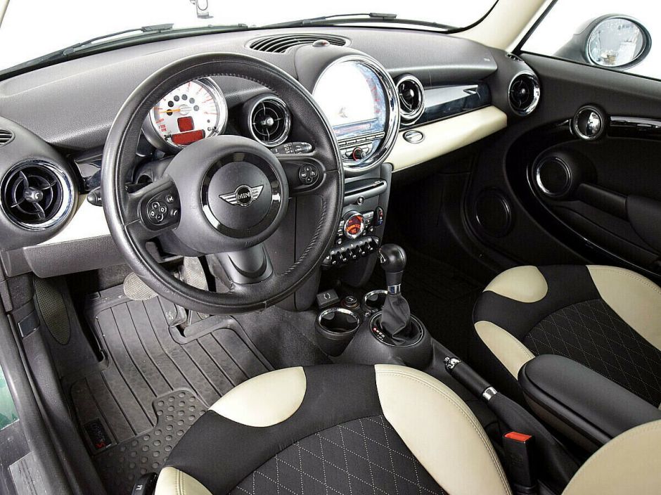 MINI Hatch, 1.6 л, АТ, 2013 фото 11