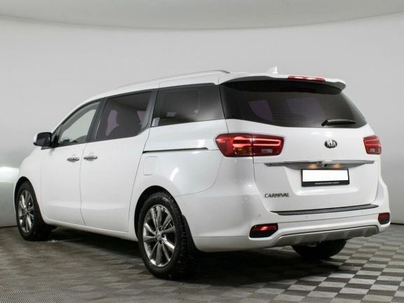 Kia Carnival, 2.2 л, АТ, 2019 фото 4