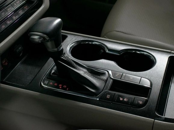 Kia Carnival, 2.2 л, АТ, 2019 фото 10