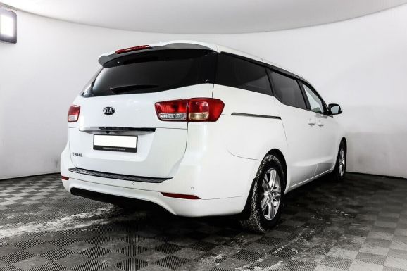 Kia Carnival, 2.2 л, АТ, 2019 фото 6