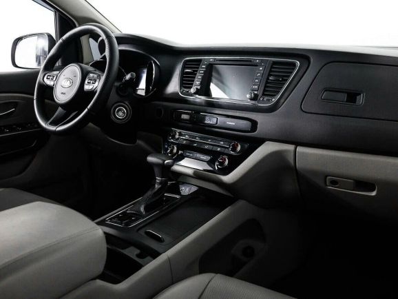 Kia Carnival, 2.2 л, АТ, 2019 фото 7