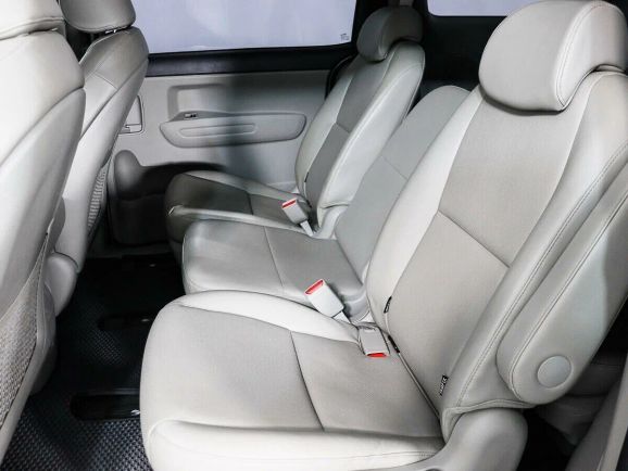 Kia Carnival, 2.2 л, АТ, 2019 фото 2