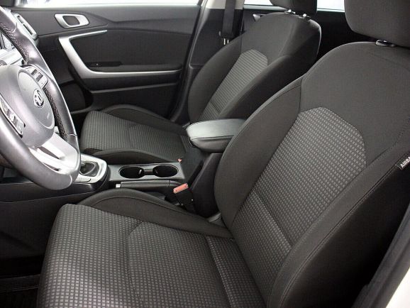 Kia Ceed, 1.6 л, АТ, 2019 фото 7