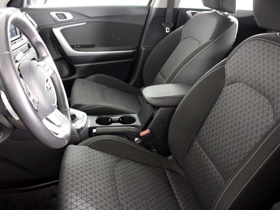 Kia Ceed, 1.6 л, АТ, 2020 фото 2