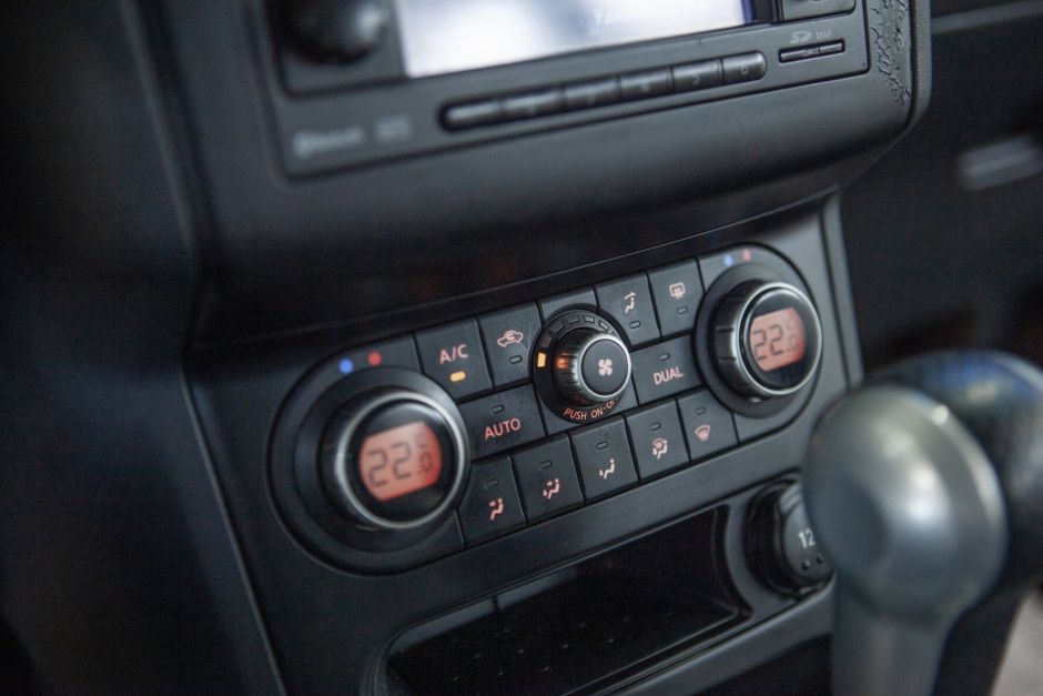 Nissan Qashqai+2 LE+, 2.0 л, Вариатор, 2011 фото 15