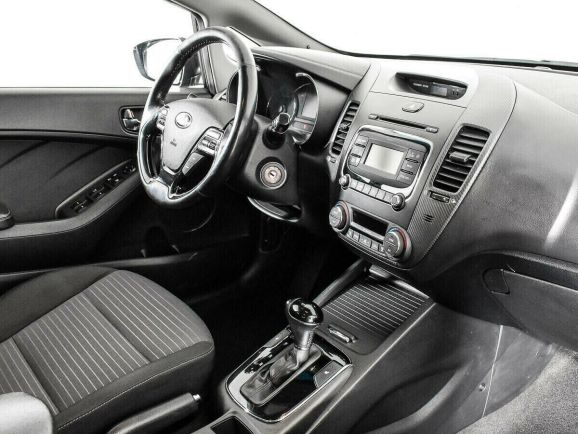 Kia Cerato, 2.0 л, АТ, 2016 фото 2