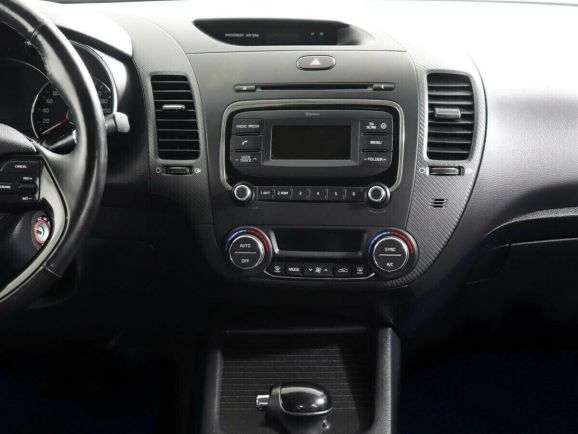 Kia Cerato, 2.0 л, АТ, 2017 фото 2