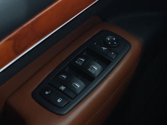 Jeep Grand Cherokee, 3.6 л, АТ, 2012 фото 2