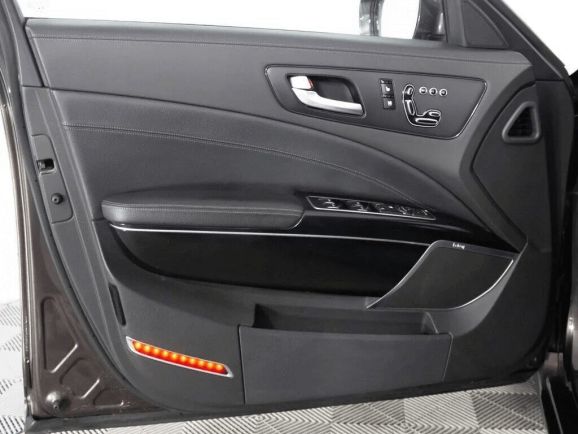 Kia Quoris, 3.8 л, АТ, 2013 фото 9