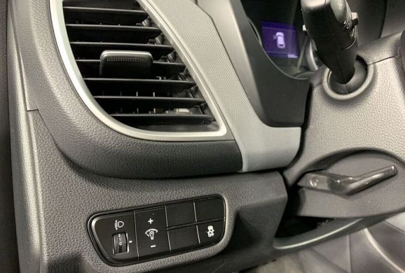 Kia Seltos, 2.0 л, Вариатор, 2019 фото 9