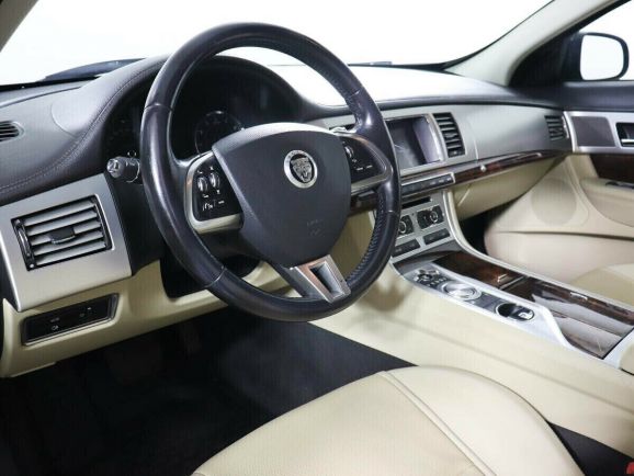 Jaguar XF, 3.0 л, АТ, 2012 фото 2