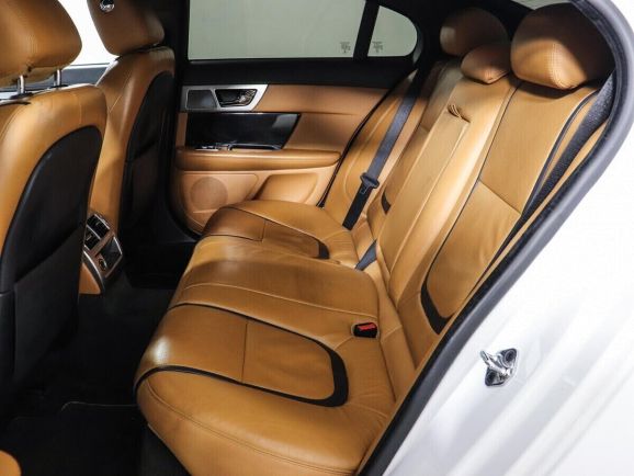 Jaguar XF, 3.0 л, АТ, 2012 фото 1