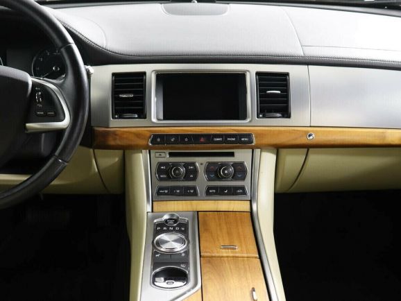 Jaguar XF, 2.0 л, АТ, 2013 фото 11