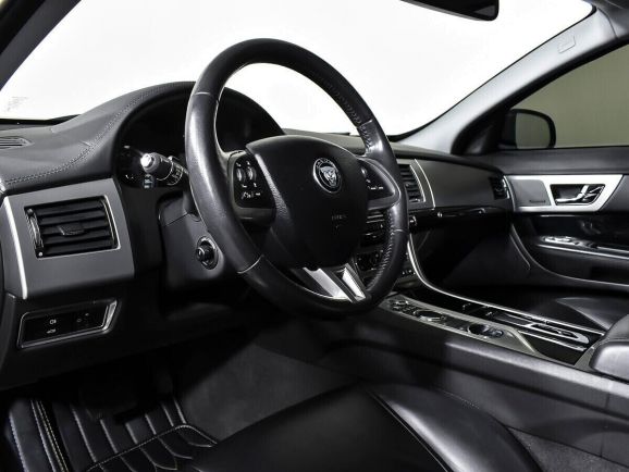 Jaguar XF, 2.0 л, АТ, 2013 фото 7